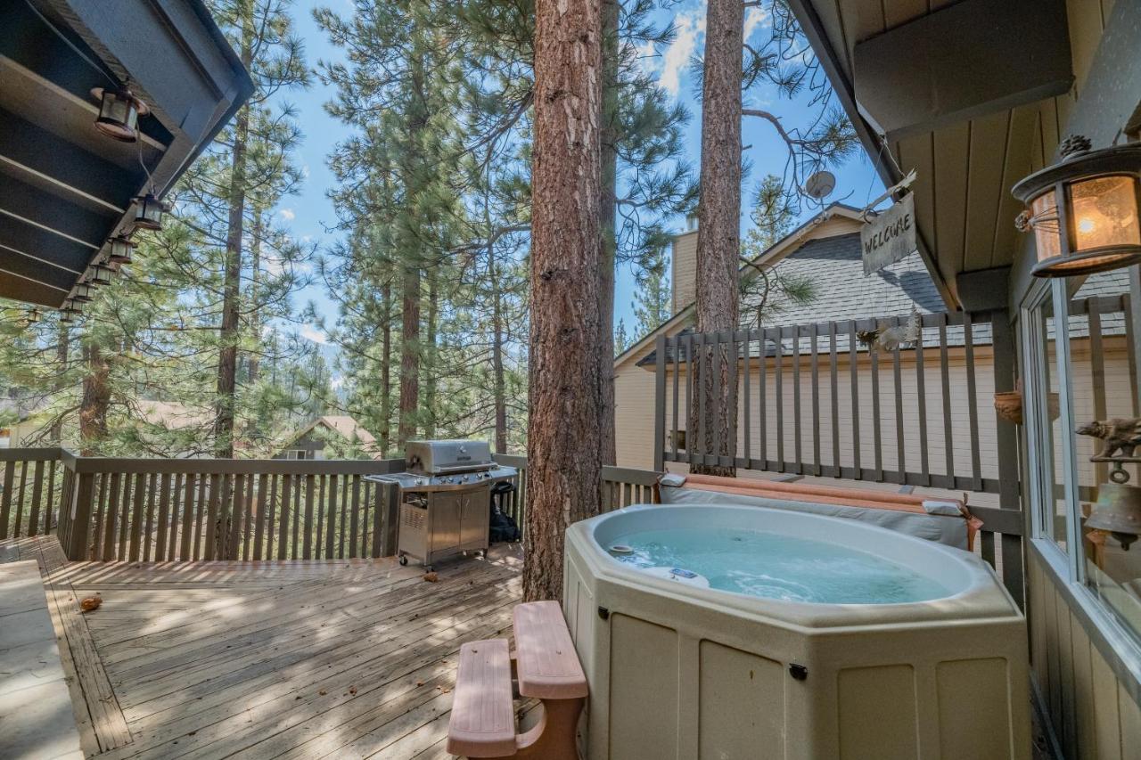 Moonridge Manor - Very Lovely Cabin In A Quiet Neighborhood With An Amazing Hot Tub! Villa Big Bear Lake Eksteriør billede