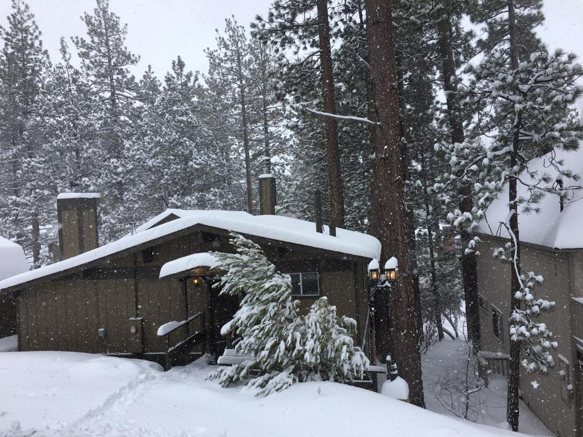 Moonridge Manor - Very Lovely Cabin In A Quiet Neighborhood With An Amazing Hot Tub! Villa Big Bear Lake Eksteriør billede